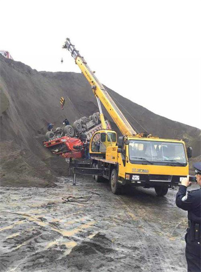 岑溪上犹道路救援